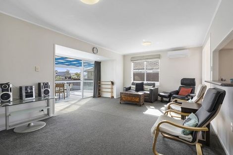 Photo of property in 118 Aberdeen Place, Whangamata, 3620