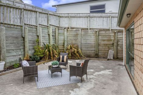 Photo of property in 40 Tongariro Drive, Aotea, Porirua, 5024