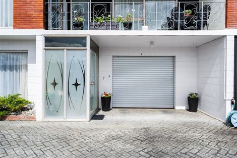 Photo of property in 2/266 Western Hills Drive, Avenues, Whangarei, 0110