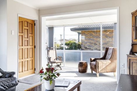 Photo of property in 1/39 Sackville Street, Fitzroy, New Plymouth, 4312