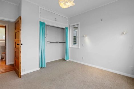 Photo of property in 14 Elphinstone Avenue, Strathmore Park, Wellington, 6022