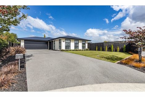 Photo of property in 21 Awa Place, Rangiora, 7400