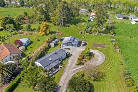 Photo of property in 76 Banks Street, Tolaga Bay, 4077