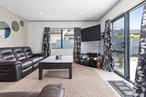 Photo of property in 64 Solomon Street, Brookfield, Tauranga, 3110