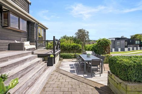 Photo of property in 1/21 Clovelly Road, Bucklands Beach, Auckland, 2012