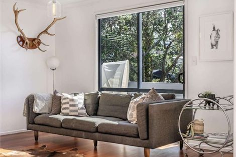 Photo of property in 16a Valley Road, Browns Bay, Auckland, 0630