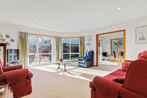 Photo of property in 2/172 Cashmere Road, Hoon Hay, Christchurch, 8025