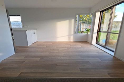 Photo of property in 8 Colt Place, Randwick Park, Auckland, 2105