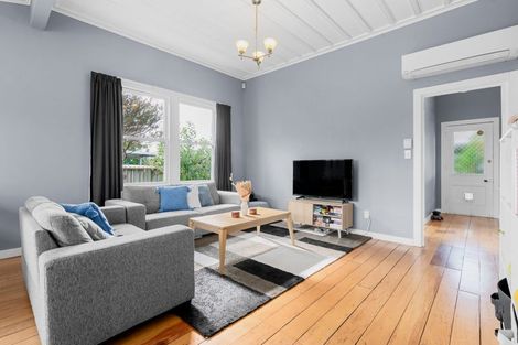 Photo of property in 1a Mahana Road, St Andrews, Hamilton, 3200