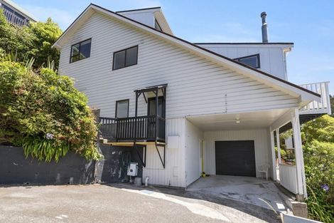 Photo of property in 5 Saint Aidans Way, Tawa, Wellington, 5028