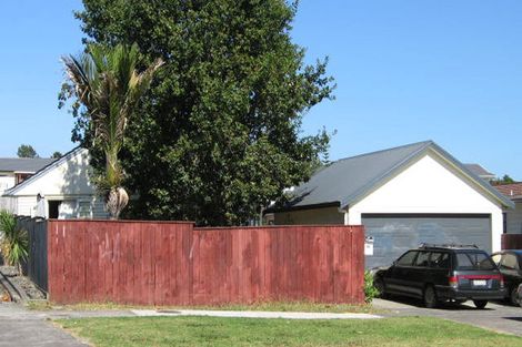 Photo of property in 68 Seabrook Avenue, New Lynn, Auckland, 0600