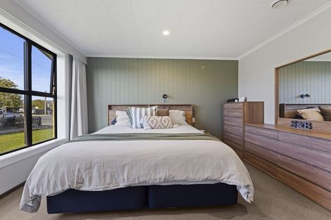 Photo of property in 15 Cross Street, Milton, 9220