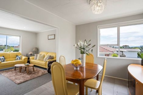 Photo of property in 15 Cherry Road, Bucklands Beach, Auckland, 2014