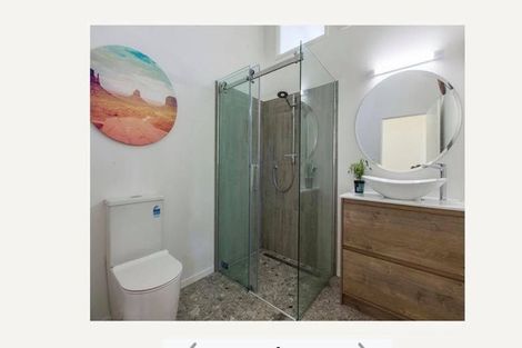 Photo of property in 21 Spicer Road, Cable Bay, 0420