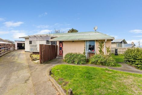 Photo of property in 7 Rogers Street, Castlecliff, Whanganui, 4501