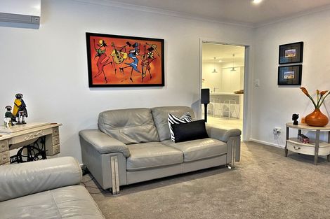 Photo of property in 21 Amsharlo Drive, Kerikeri, 0230