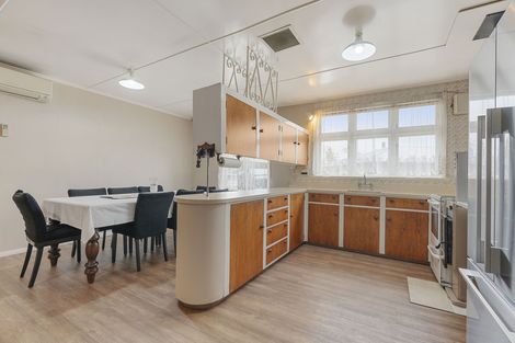 Photo of property in 8 Solway Street, Solway, Masterton, 5810