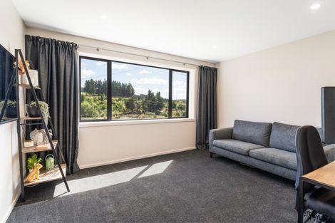 Photo of property in 90 Main South Road, Green Island, Dunedin, 9018