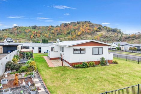 Photo of property in 34 Syme Crescent, Kawerau, 3127