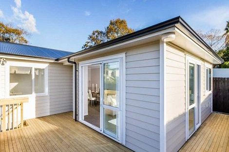 Photo of property in 125b Sturges Road, Henderson, Auckland, 0612