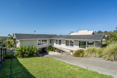 Photo of property in 61 Carlisle Road, Torbay, Auckland, 0630