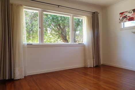 Photo of property in 1/16 Taharoto Road, Takapuna, Auckland, 0622