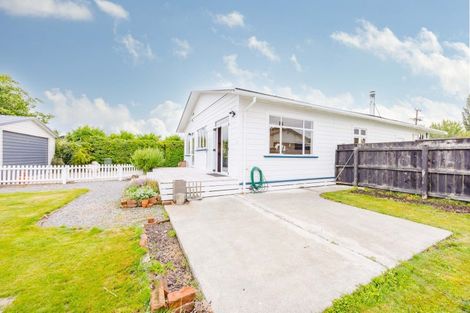 Photo of property in 14 Francis Drake Street, Waipukurau, 4200