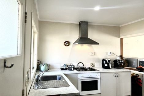 Photo of property in 3b Vogel Street, Cambridge, 3434