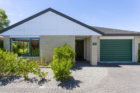 Photo of property in 30 Fairview Terrace, Waipahihi, Taupo, 3330