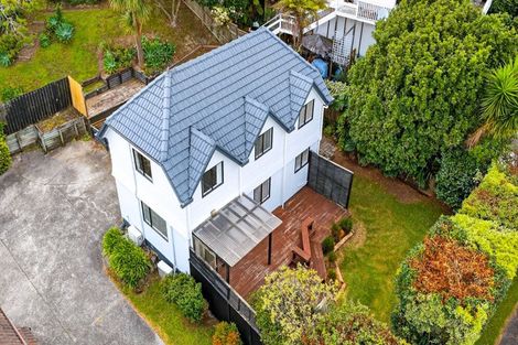 Photo of property in 3/4 Telstar Place, Beach Haven, Auckland, 0626