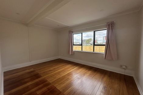 Photo of property in 18 Lupton Road, Manurewa, Auckland, 2102