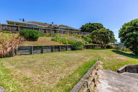 Photo of property in 48 Te Pene Avenue, Titahi Bay, Porirua, 5022