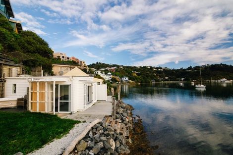 Photo of property in 18c Trevor Terrace, Paremata, Porirua, 5024