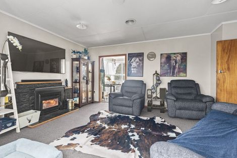 Photo of property in 7 Johnson Street, Bulls, 4818