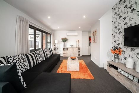 Photo of property in 21 Birchs Road, Prebbleton, 7604