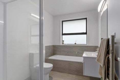 Photo of property in 4 Paiawa Way, Pyes Pa, Tauranga, 3110