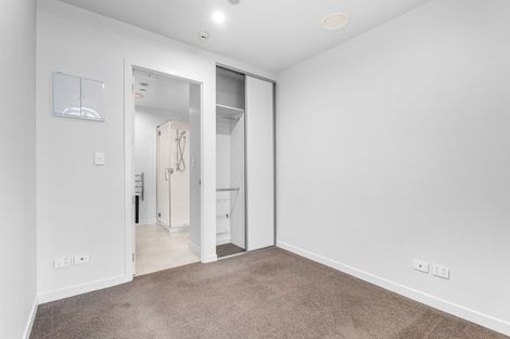 Photo of property in Frank Sargeson Apts, 406/74 Anzac Street, Takapuna, Auckland, 0622