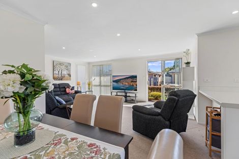 Photo of property in 8 Seashell Drive, Papamoa Beach, Papamoa, 3118