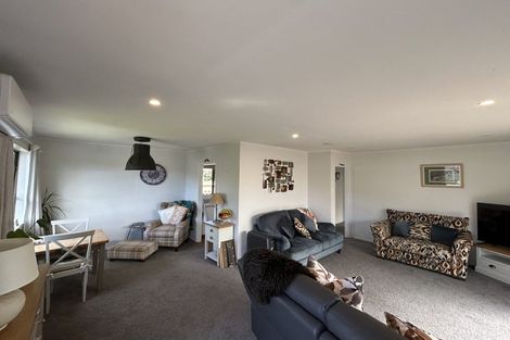 Photo of property in 35b Latitude Close, Whitby, Porirua, 5024