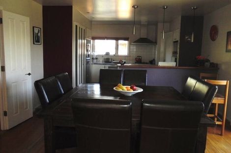 Photo of property in Gull - Unmanned, 1/1 Rangitira Avenue, Takapuna, Auckland, 0622