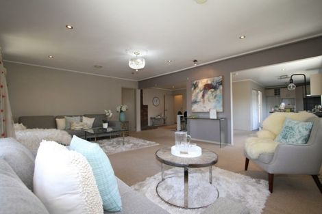Photo of property in 22 Glennandrew Drive, Half Moon Bay, Auckland, 2012