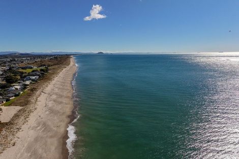 Photo of property in 4 Motiti Road, Papamoa Beach, Papamoa, 3118