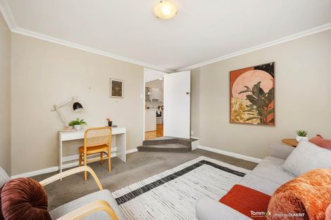 Photo of property in 1 Izard Road, Khandallah, Wellington, 6035