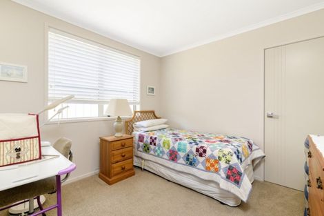 Photo of property in 2 Seashell Drive, Papamoa Beach, Papamoa, 3118
