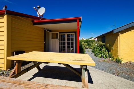 Photo of property in 14 Yarmouth Street, Kaikoura, 7300