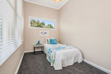 Photo of property in 79 Bridle Path Road, Heathcote Valley, Christchurch, 8022