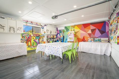 Photo of property in 2/79 Cunliffe Street, Churton Park, Wellington, 6037