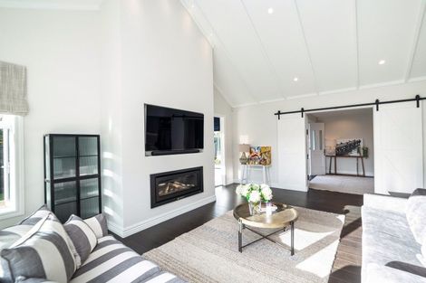 Photo of property in 2 Westwood Avenue, Greytown, 5712