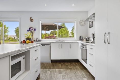 Photo of property in 11 Maison Way, Rangatira Park, Taupo, 3330