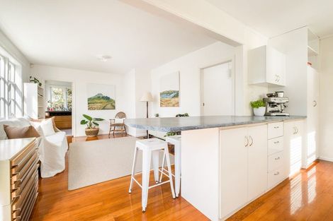 Photo of property in 7 Braemar Place, Avonside, Christchurch, 8061